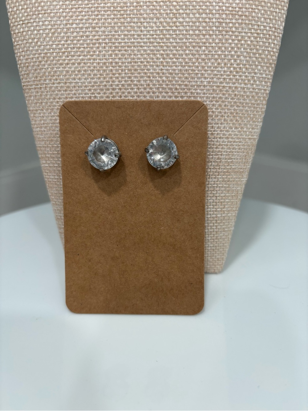 Elegant Clear Crystal Stud Earrings - Women Jewelry